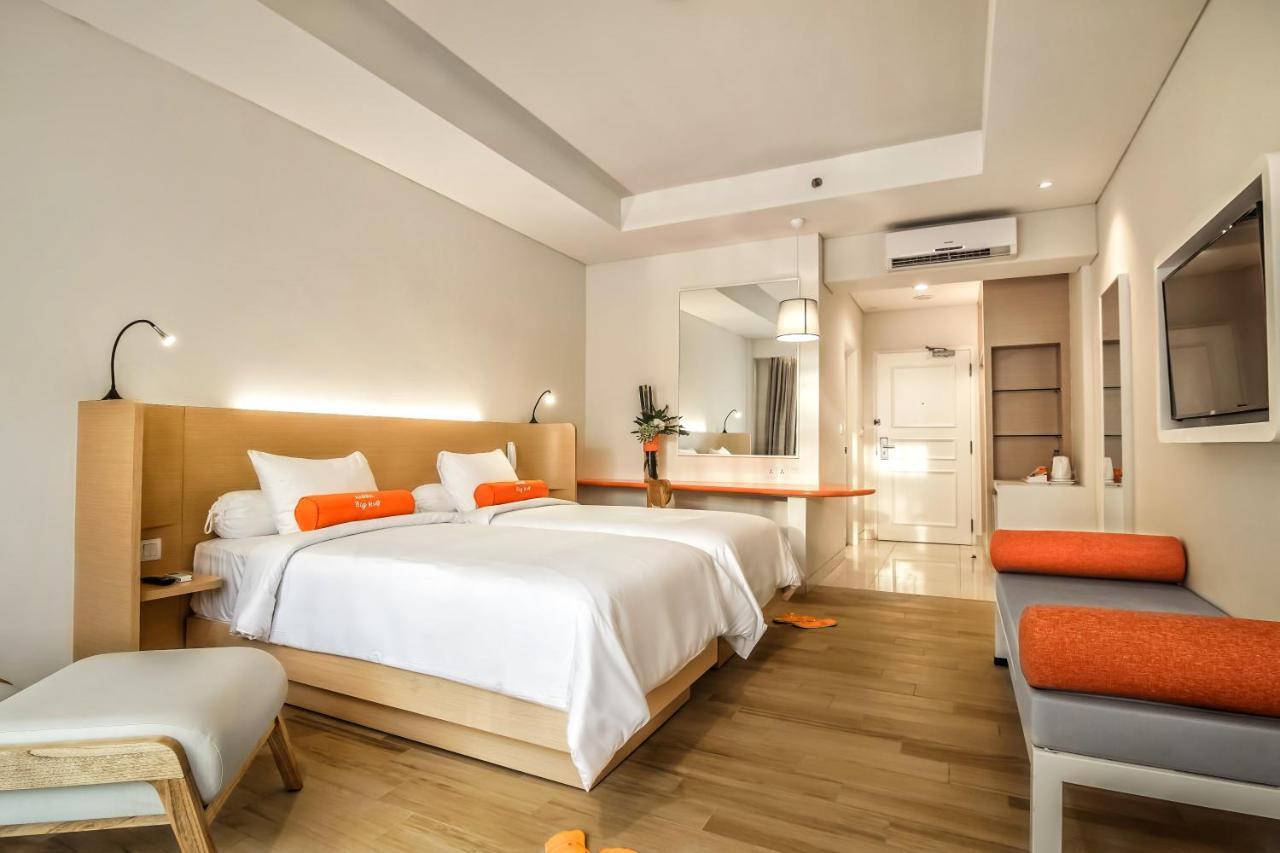 Harris Resort Batam Waterfront Sekupang Buitenkant foto